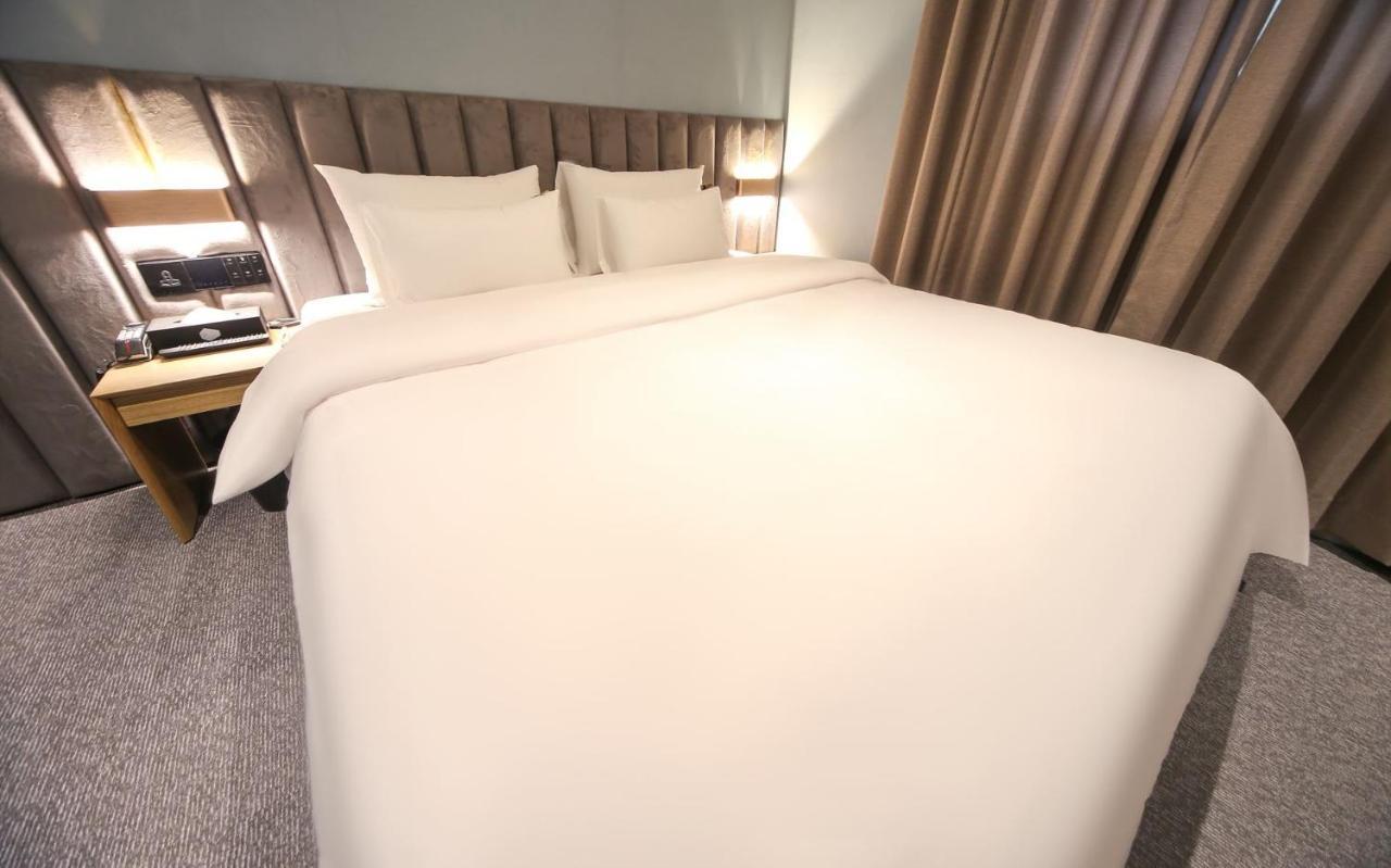 Hotel Lazy Heaven Changwon Dış mekan fotoğraf