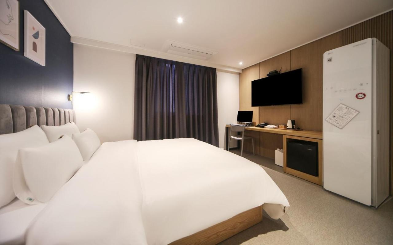 Hotel Lazy Heaven Changwon Dış mekan fotoğraf