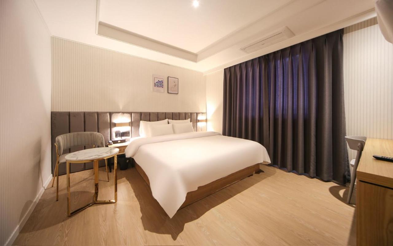 Hotel Lazy Heaven Changwon Dış mekan fotoğraf