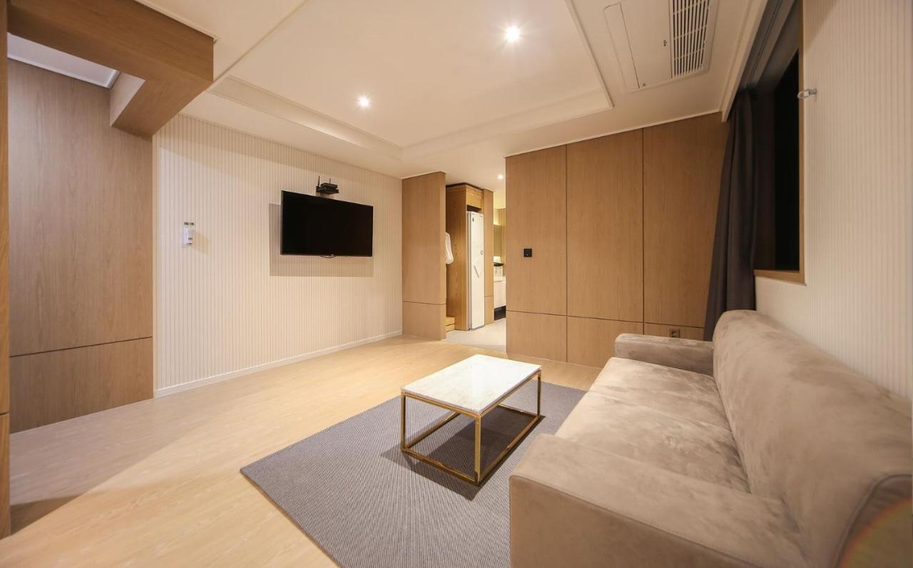 Hotel Lazy Heaven Changwon Dış mekan fotoğraf