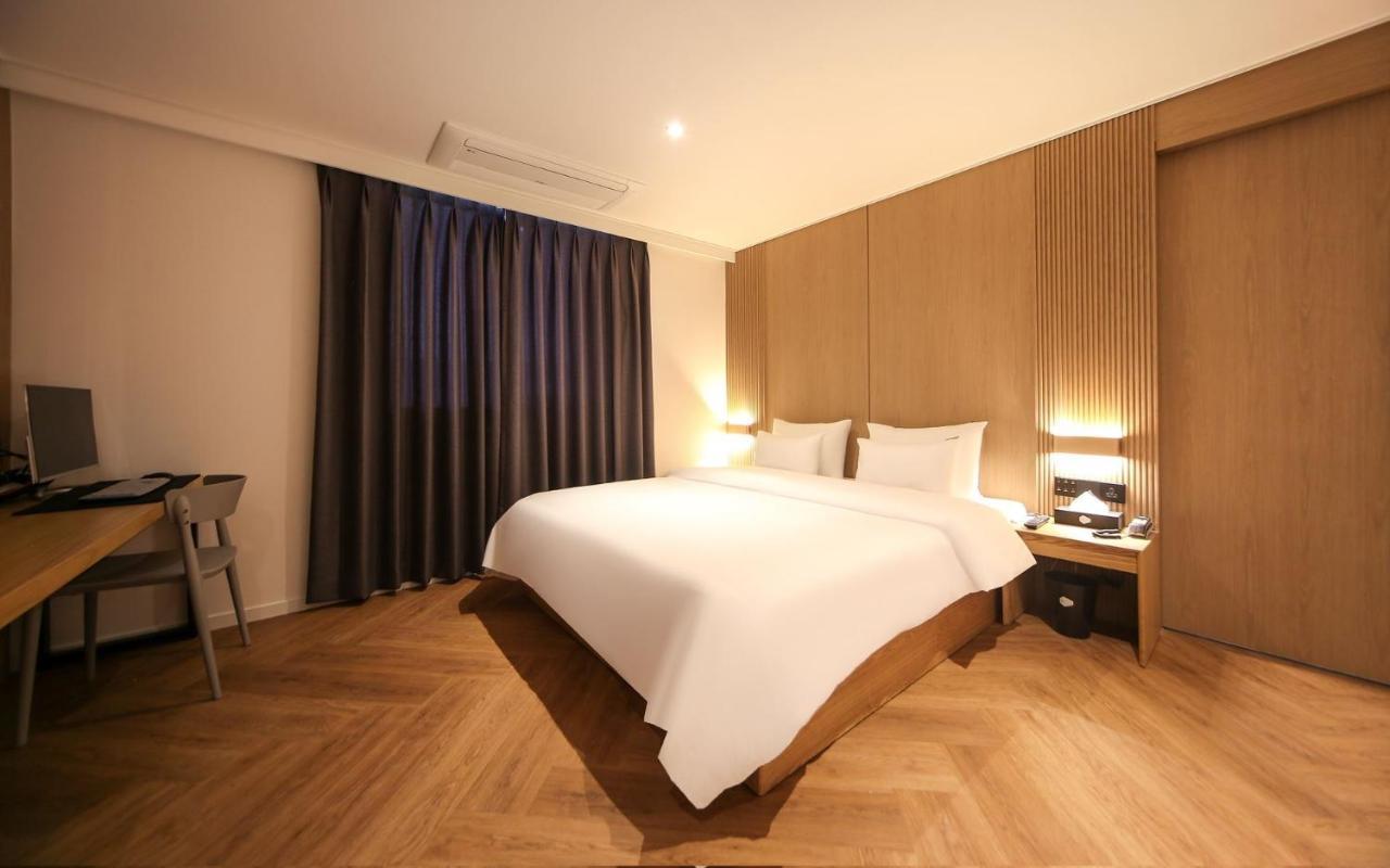 Hotel Lazy Heaven Changwon Dış mekan fotoğraf